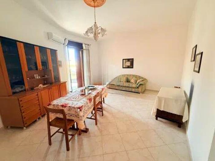 Appartamento trilocale in vendita in Via Giacomo Matteotti, Centro, Avola