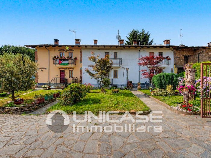 Casa quadrilocale in vendita in Via Comba Carle, Barge