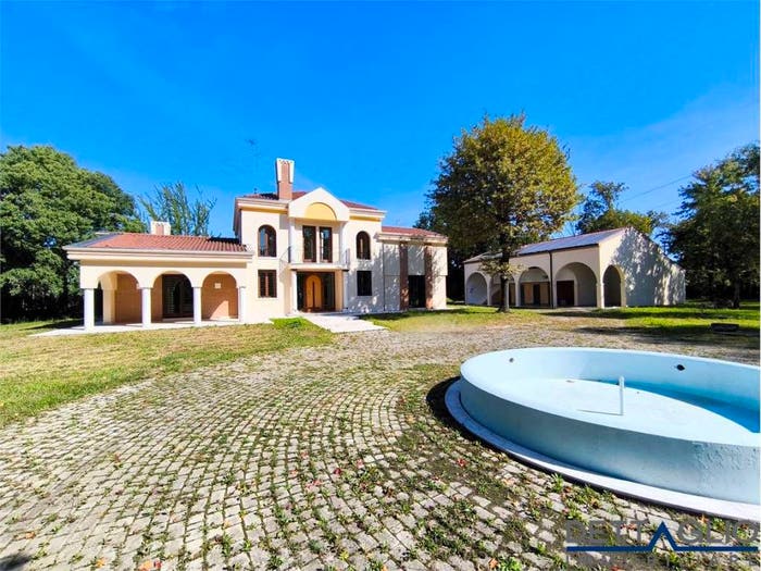 Casa con 6 locali in vendita in Via Matteotti, Centro, Preganziol
