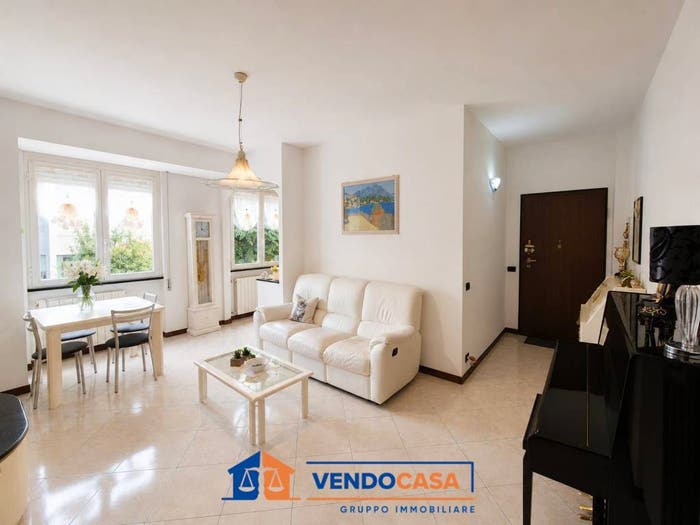Appartamento quadrilocale in vendita in Via dell'Artigianato, Centro, Finale Ligure