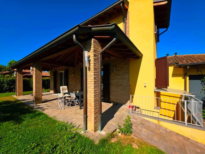 Casa con 6 locali in vendita in Strada Budellungo, Botteghino Pilastrello, Parma