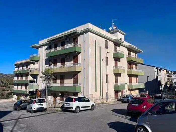 Appartamento con 6 locali in vendita in Via Alessio Di Giovanni, Centro, Noto