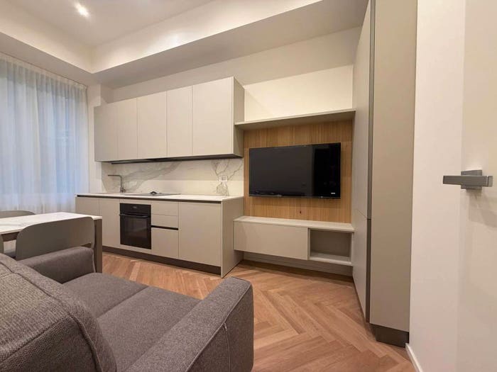 Appartamento bilocale in vendita in Piazza Cardinale Andrea Ferrari, Quadronno Crocetta, Milano