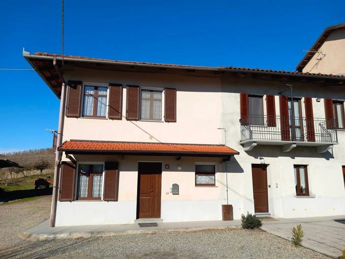 Casa con 6 locali in vendita in Via Chivasso, Castelnuovo Don Bosco
