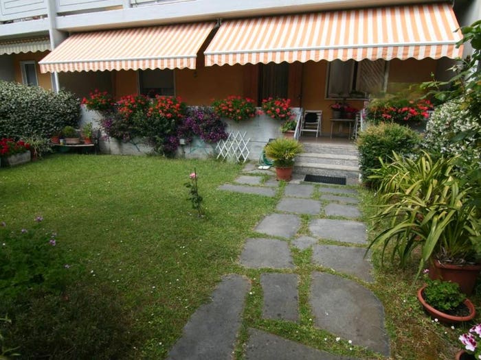 Appartamento trilocale in vendita in Marina di Carrara, Carrara