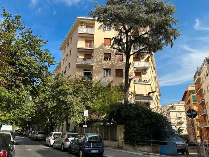 Appartamento quadrilocale in vendita in Via costabella, Mazzini Delle Vittorie, Roma