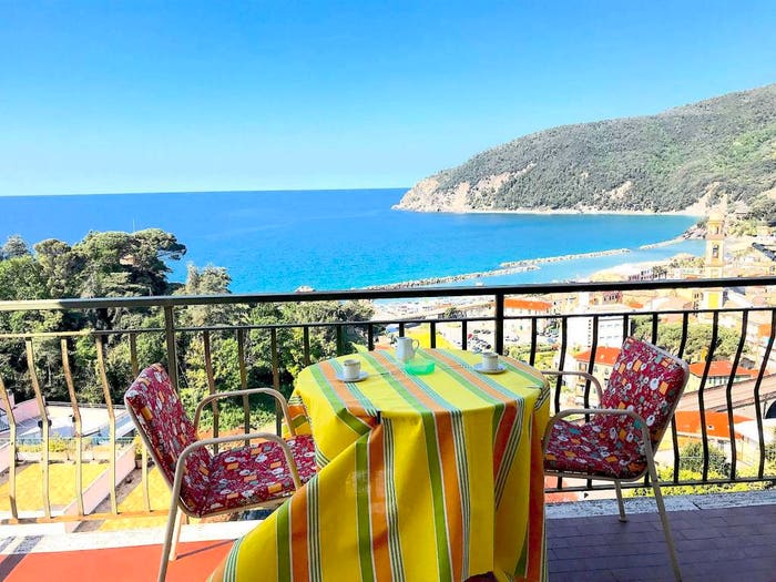 Appartamento quadrilocale in vendita in Località Morteo, Centro, Moneglia