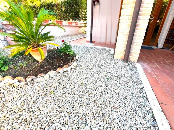 Casa quadrilocale in vendita in Via Redipuglia, Lastra a Signa