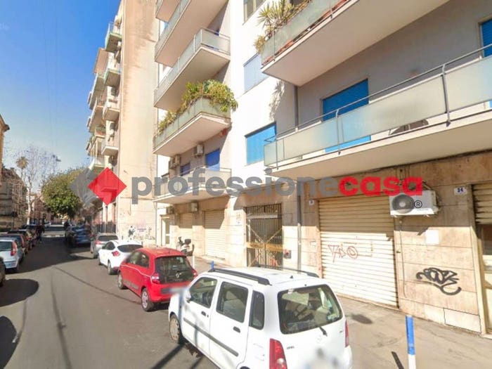 Appartamento con 5 locali in vendita in Via Francesco Battiato, Villa Bellini Santa Maria di Gesù, Catania