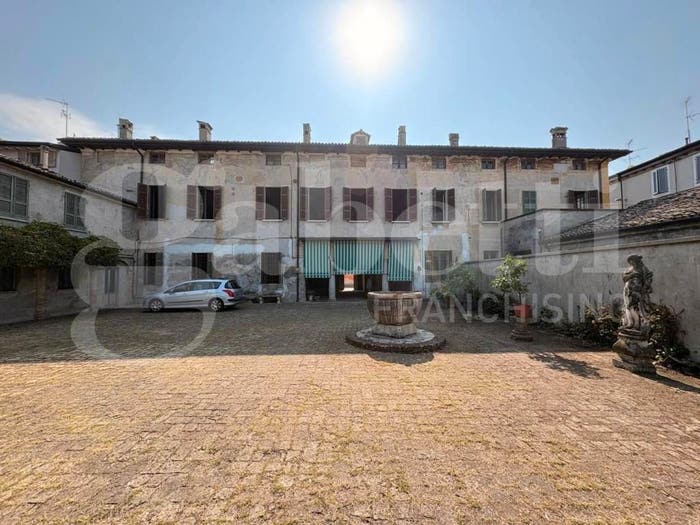 Casa con 6 locali in vendita in via platina, Piadena, Piadena Drizzona