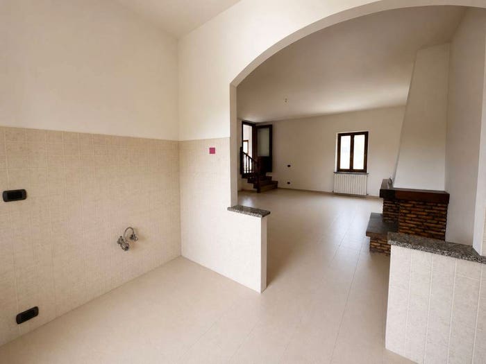 Appartamento quadrilocale in vendita in Via Ignazio Silone, Via Ancona, Jesi