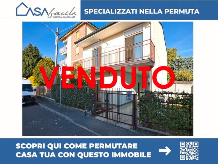 Casa quadrilocale in vendita in Via Conciliazione, Rescaldina
