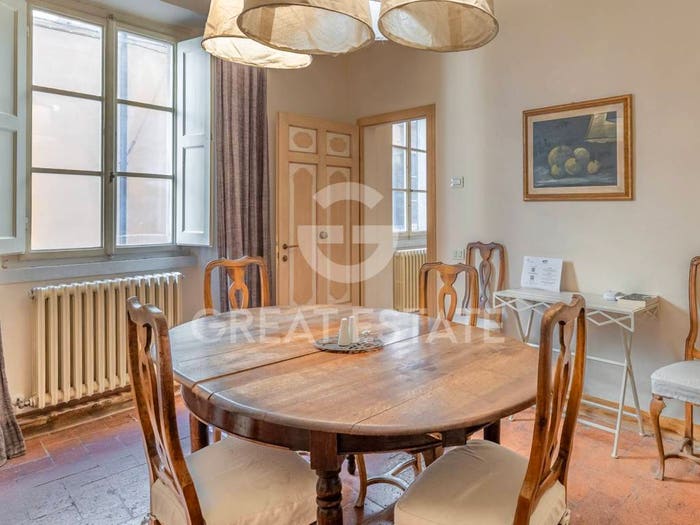 Appartamento con 6 locali in vendita in Via Benedetti, Centro, Cortona