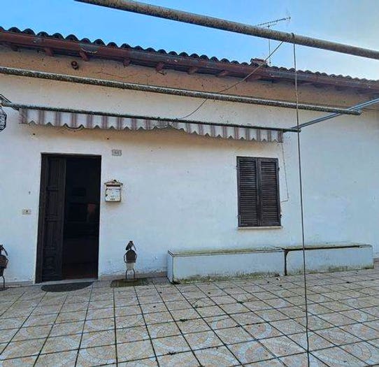 Casa con 5 locali in vendita in Via Angelo Morbelli, Colma, Rosignano Monferrato