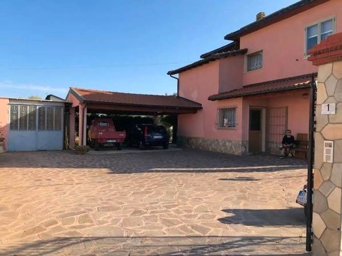 Casa con 6 locali in vendita in Via Del Cristo SNC, Albenga