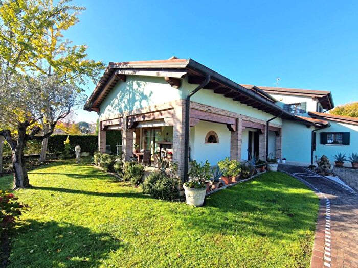Casa con 6 locali in vendita in Via Vigna, Centro, Arzergrande