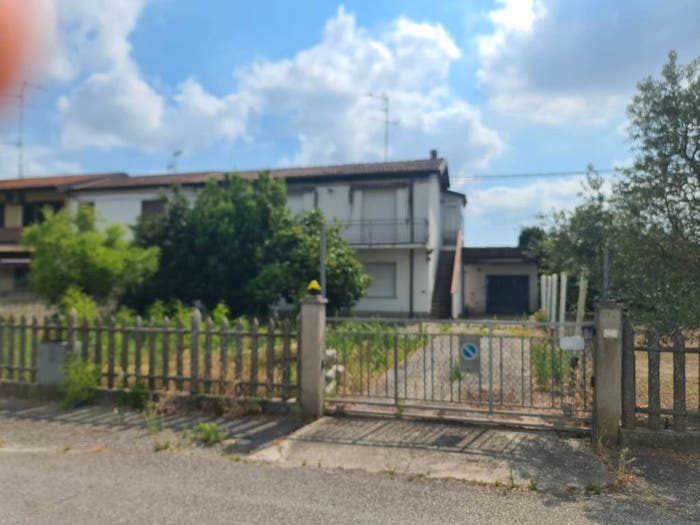 Casa con 5 locali in vendita in Viale della Repubblica, Centro, Lagosanto