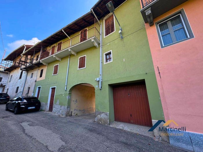 Casa con 5 locali in vendita in Via Giuseppe Mazzini, Lozzolo