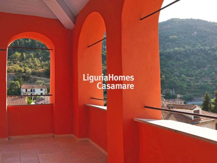 Appartamento bilocale in vendita in Via Edmondo De Amicis, Centro, Dolcedo