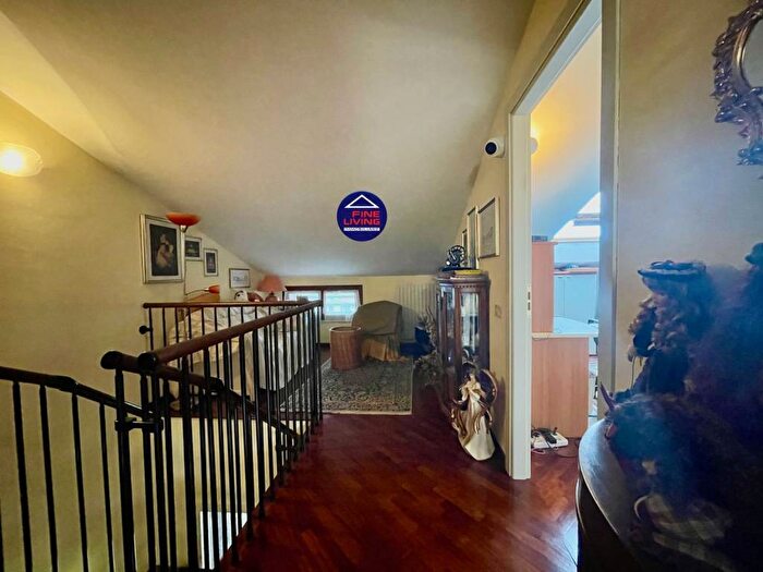 Appartamento quadrilocale in vendita in Via FORNACI, Centro, Montelabbate