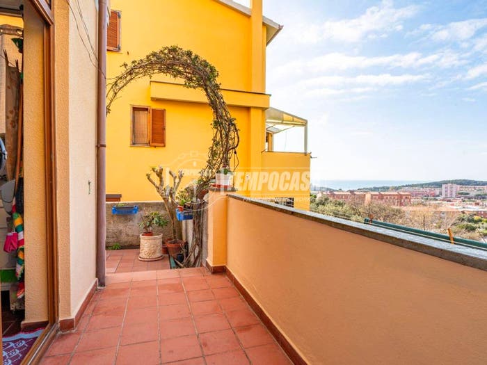 Appartamento quadrilocale in vendita in Via Tiziano, Centro, Piombino