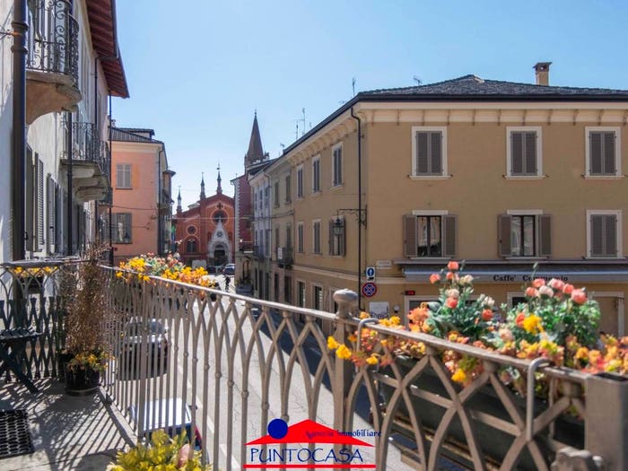 Appartamento in vendita in Via Giovanni Giolitti, Centro, Dronero
