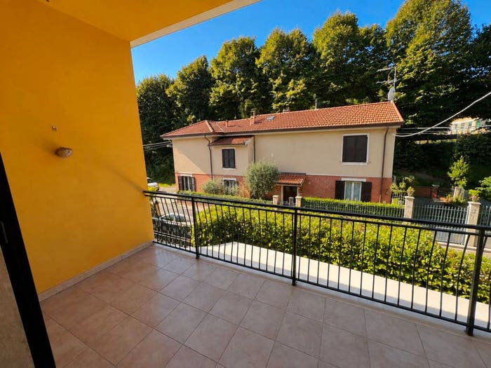 Casa trilocale in vendita in Via Seconda Trasversale, Piano Di Valeriano Bottagn, Vezzano Ligure
