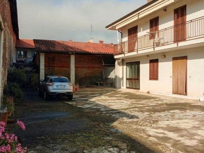 Casa quadrilocale in vendita in Via Teodoro Accio, Borgo d'Ale