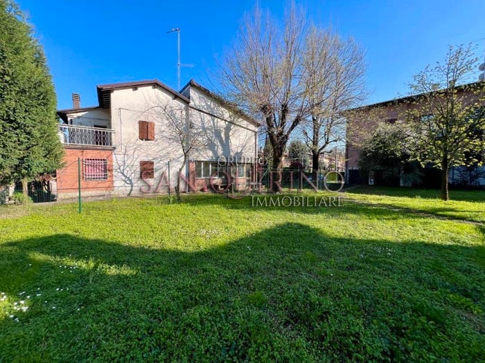 Casa con 5 locali in vendita in Via Giuseppe Graziosi, Centro, Maranello