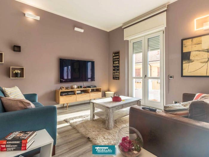 Appartamento quadrilocale in vendita in Corso Roma, Centro, Borgomanero