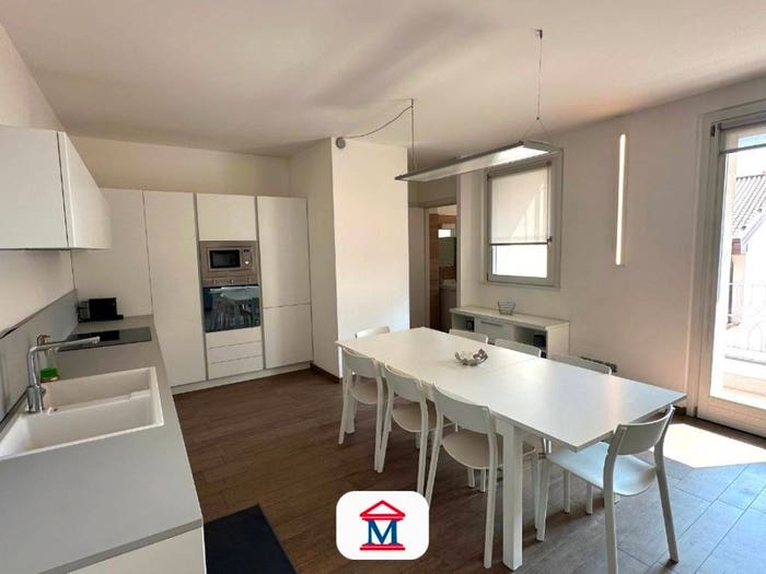 Appartamento quadrilocale in vendita in Via Quarenghi, Stazione, Bergamo