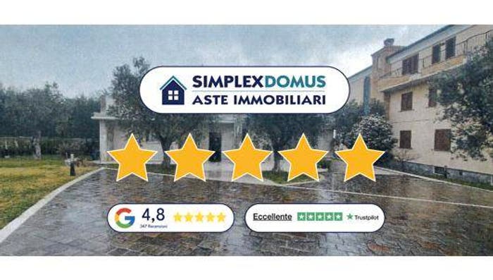 Casa con 6 locali in vendita in V Pignotto, Nereto