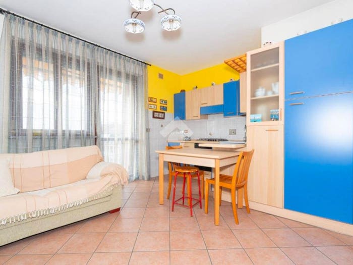 Appartamento con 6 locali in vendita in Via Che Guevara, Centro, Caselle Torinese