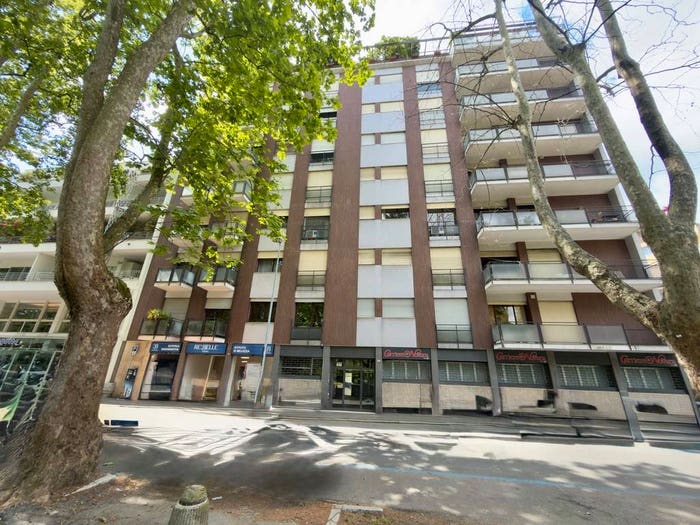 Appartamento quadrilocale in vendita in Viale Michelangelo Buonarroti, Sacro Cuore, Novara
