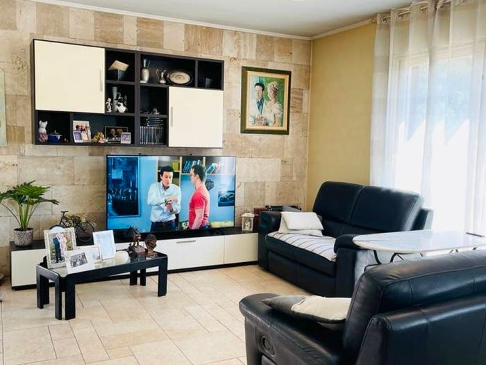 Casa con 5 locali in vendita in Via Provinciale, Dolceacqua
