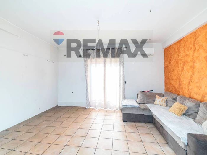 Appartamento quadrilocale in vendita in Via Capitano Navarria, San Pietro Clarenza