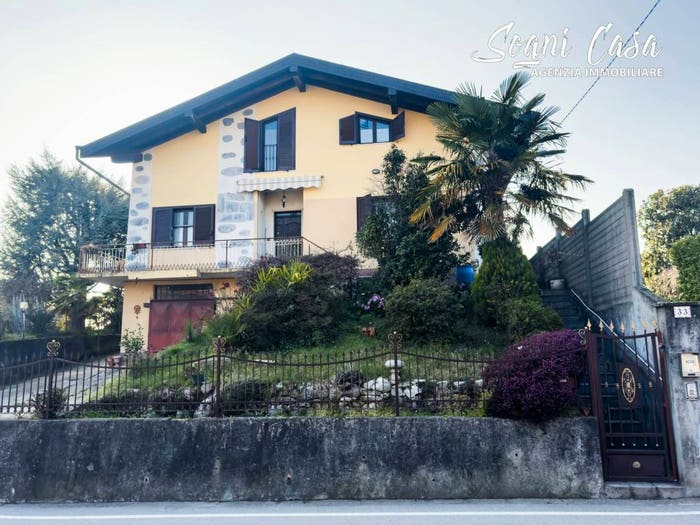 Casa con 6 locali in vendita in Via Sempione, Marano Ticino