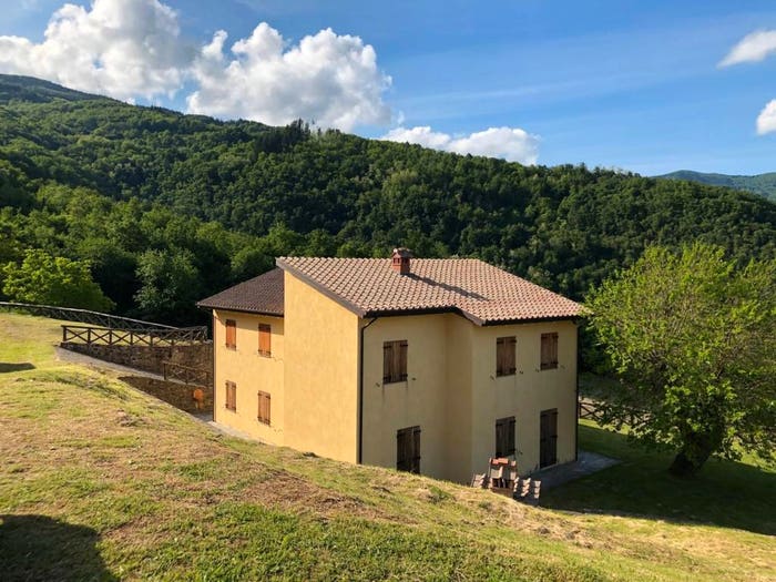 Casa con 6 locali in vendita in Via Sanguineta, Cantagallo