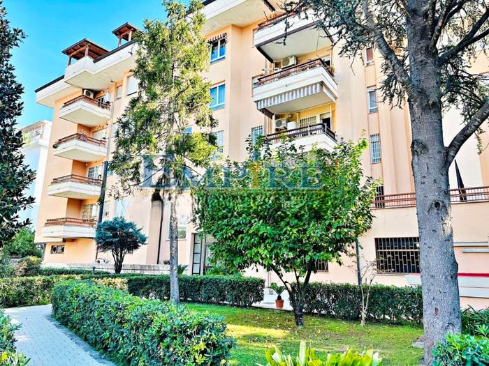 Appartamento con 5 locali in vendita in Via Carlo Pisacane, Aversa