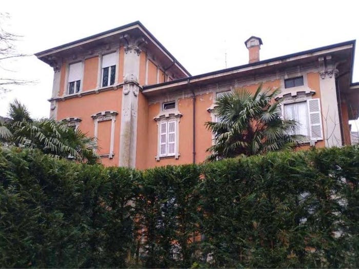 Casa con 6 locali in vendita in Via roma, Centro, Besozzo