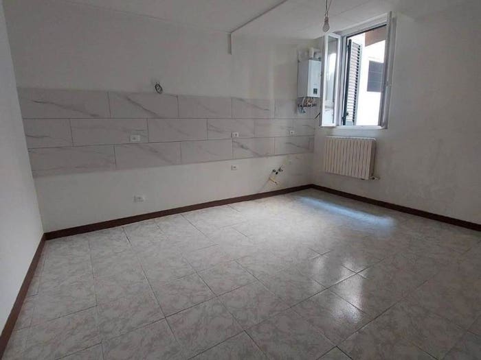 Appartamento con 6 locali in vendita in Via Mazzini, Centro, Castelfranco di Sotto