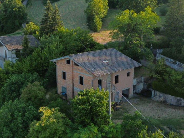 Casa bilocale in vendita in Via Casa Fenocchi, Serramazzoni