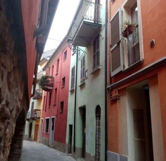 Casa con 6 locali in vendita in Via Di Dentro, Centro, Varzi