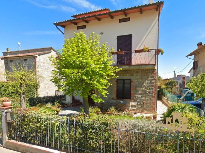 Casa con 6 locali in vendita in Via Poggio del Sole, San Fatucchio, Castiglione del Lago