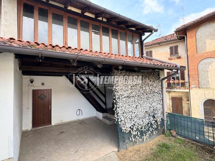 Casa quadrilocale in vendita in Via Tenente Umberto Florio, Bioglio