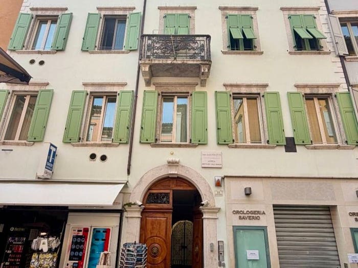 Appartamento bilocale in vendita in Via Antono Gazzoletti, Centro, Riva del Garda