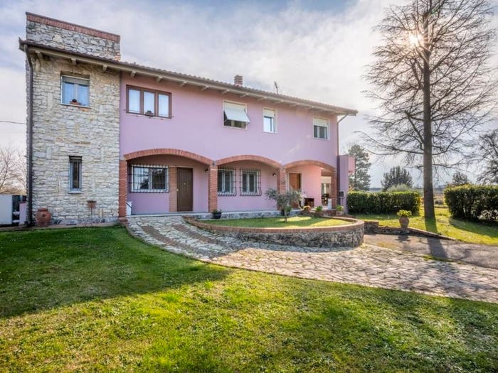 Casa con 6 locali in vendita in Via di Santa Lucia Nord, Santa Lucia La Borra, Pontedera