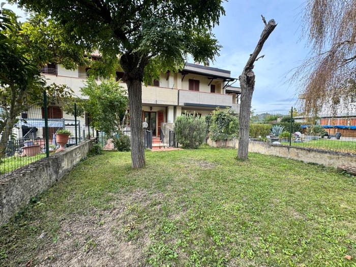Casa con 5 locali in vendita in Vaggio, Castelfranco Piandisco