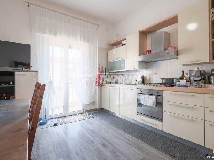 Appartamento quadrilocale in vendita in Via Spaventa, Centro Storico, Imola