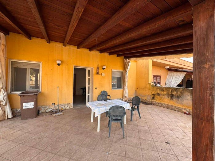 Casa trilocale in vendita in Via Bologna, Baglio Mogli Belle, Custonaci